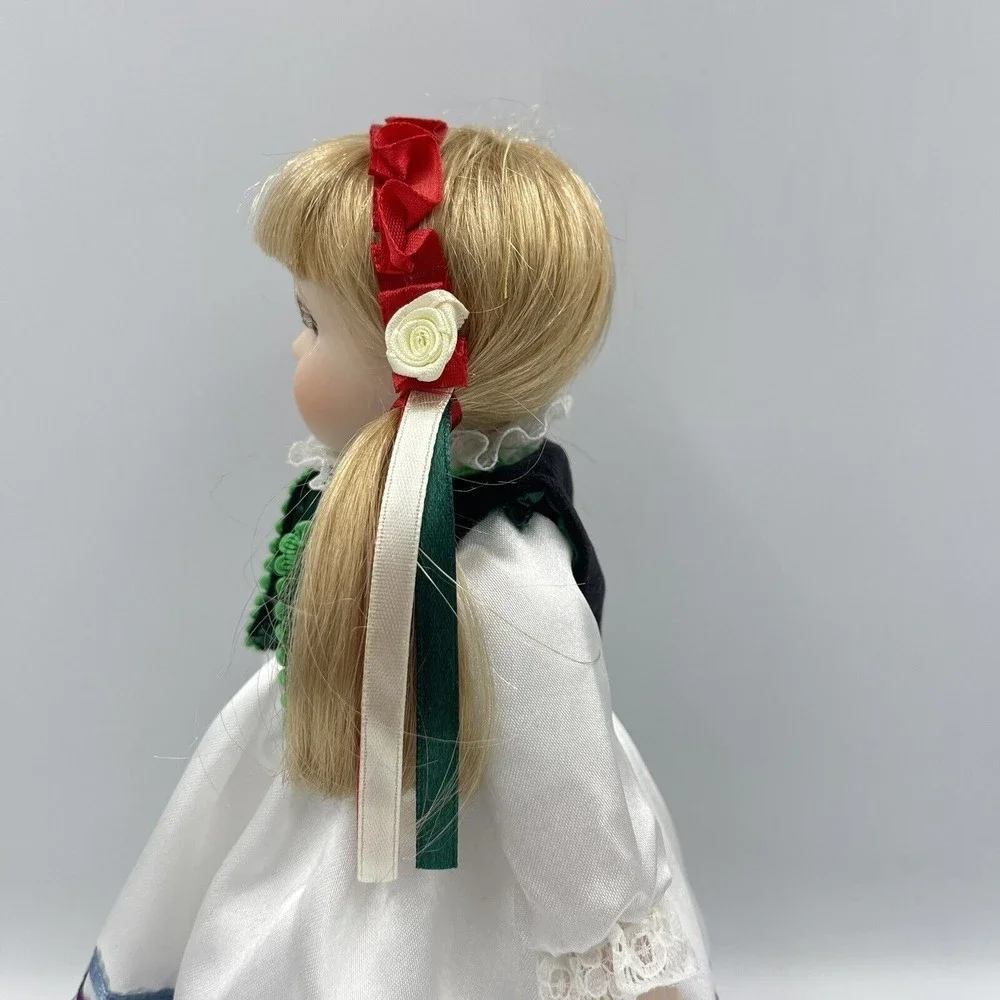 Royalton Porcelain Doll 1998 Wanda Storybook Doll Hand Painted Poland 10 Inches